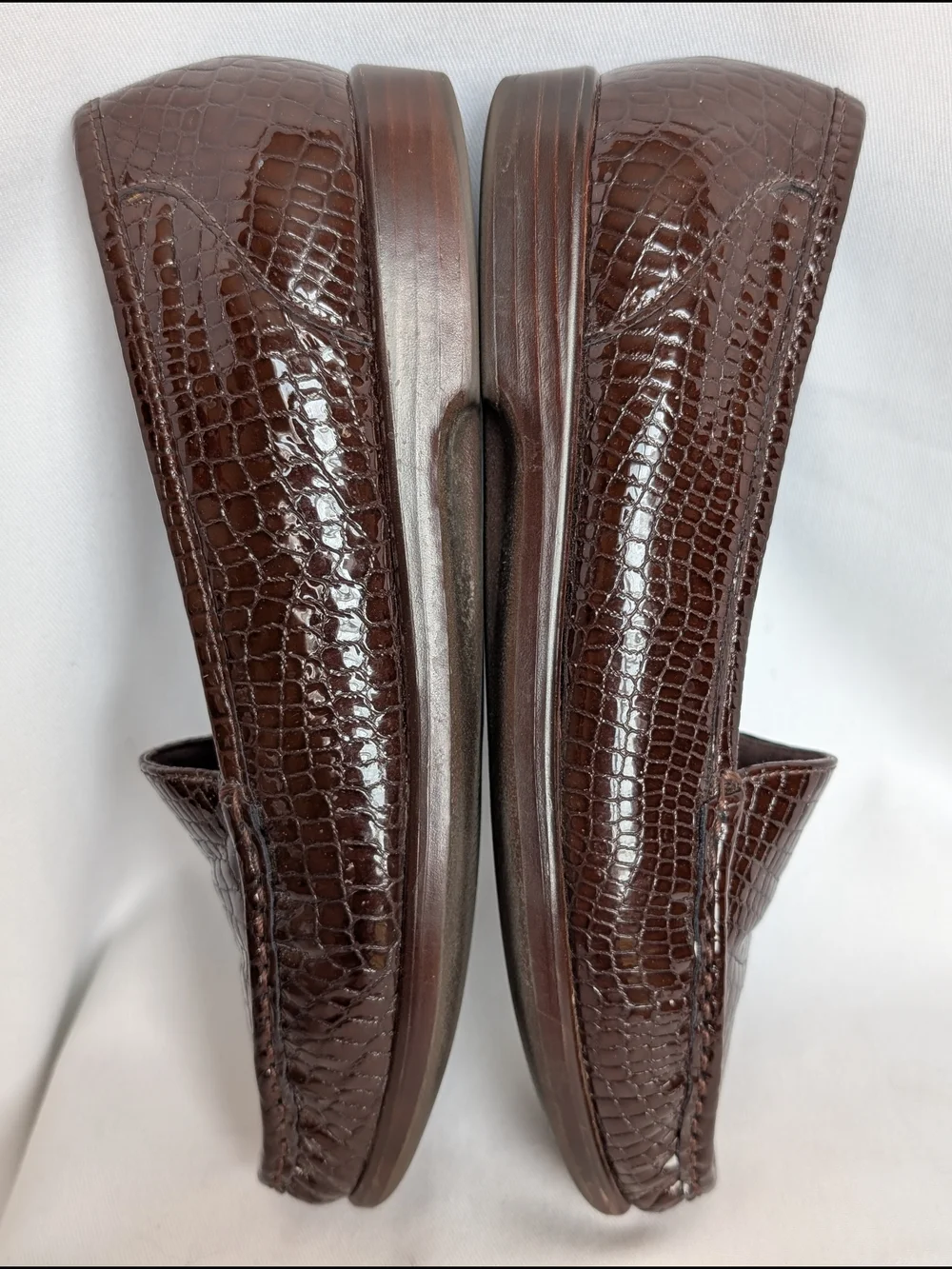 SAS Tripad Comfort Women's Loafers Size 9M Brown Crocodile Print Patent Leather
